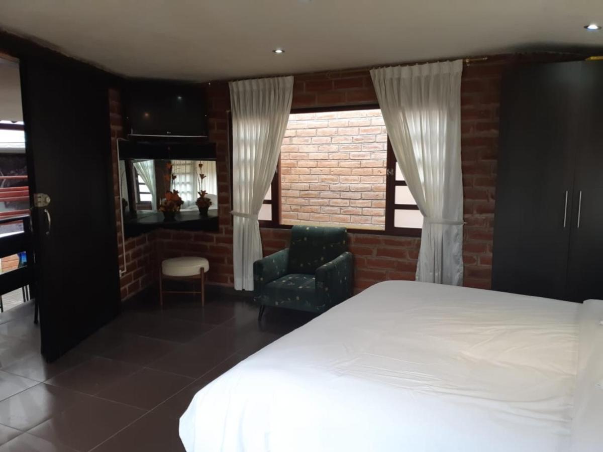 El Pedron Hotel Banos  Bagian luar foto
